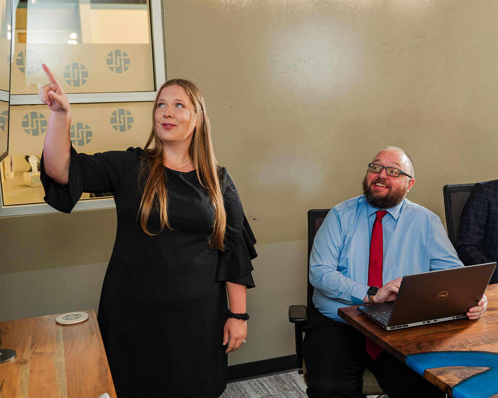 Data engineers in client meeting